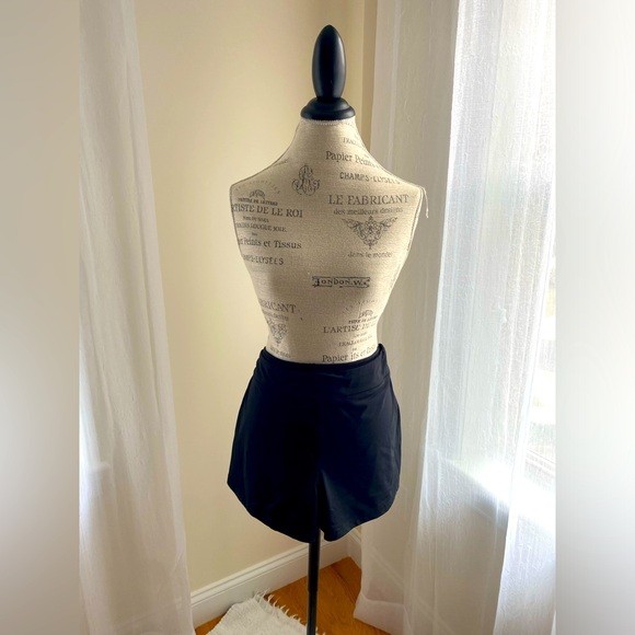 Sports shorts. Bundle of 3 sports shorts - Picture 1 of 10